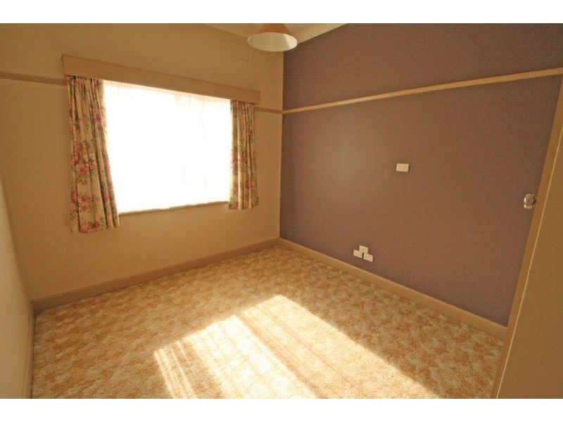 28 Young Street, Leongatha VIC 3953