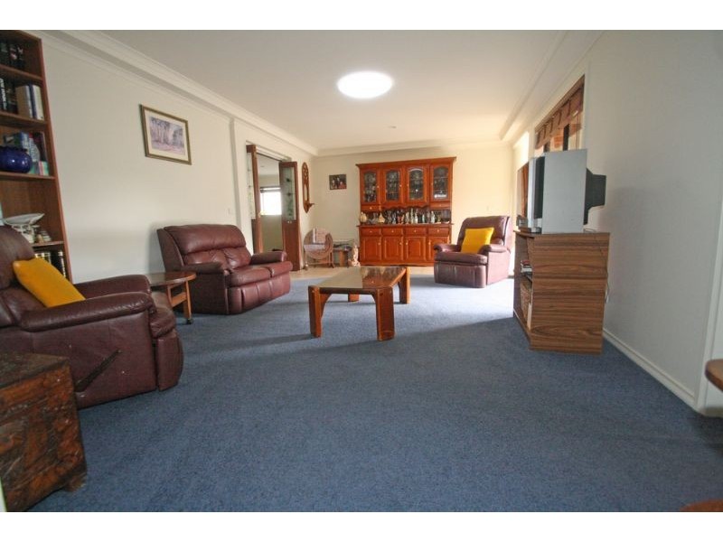 9 Blair Crescent, Leongatha VIC 3953