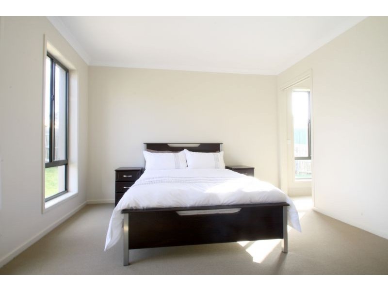17 Laura Grove, Leongatha VIC 3953