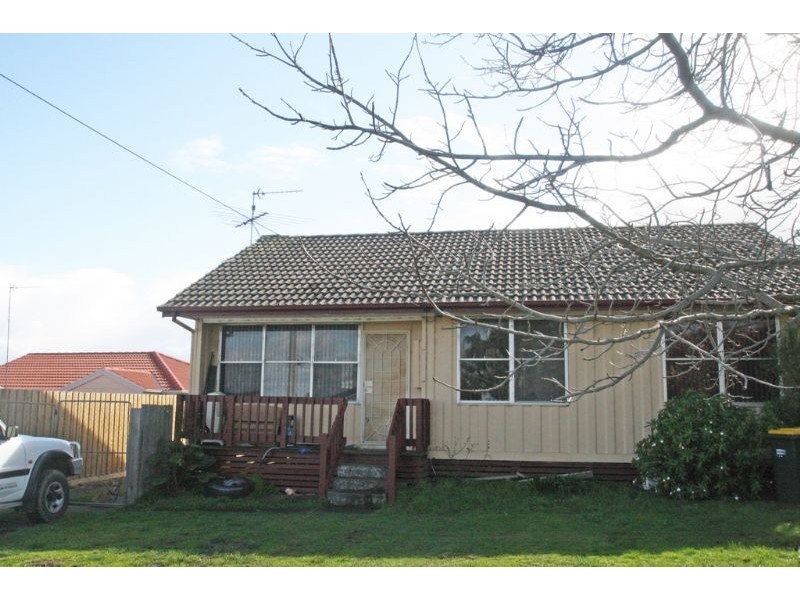 8 Byrne Street, Leongatha VIC 3953