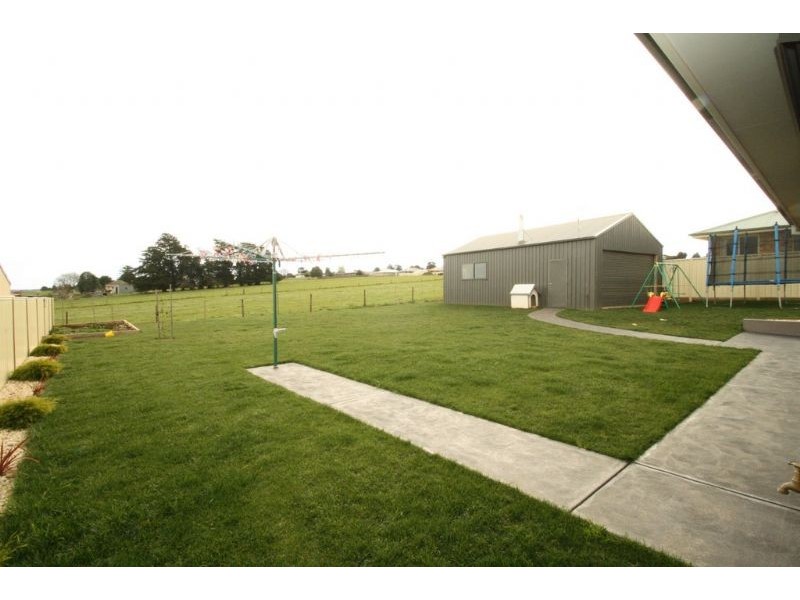 20 Arcadia Crescent, Leongatha VIC 3953