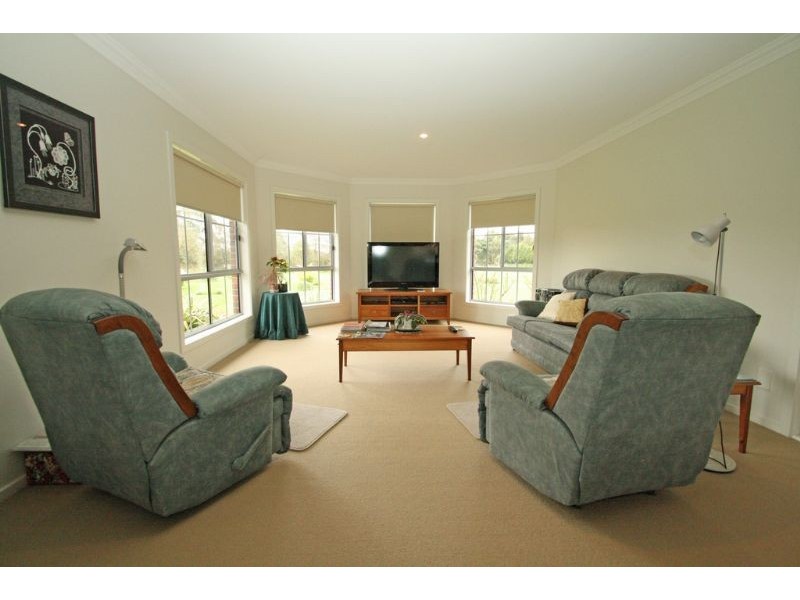 15 Manna Court, Koonwarra VIC 3954