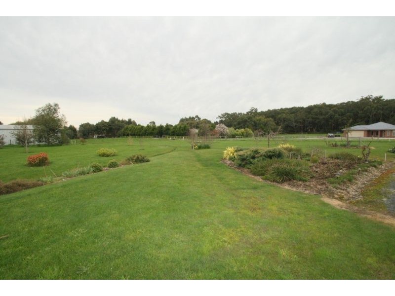 15 Manna Court, Koonwarra VIC 3954