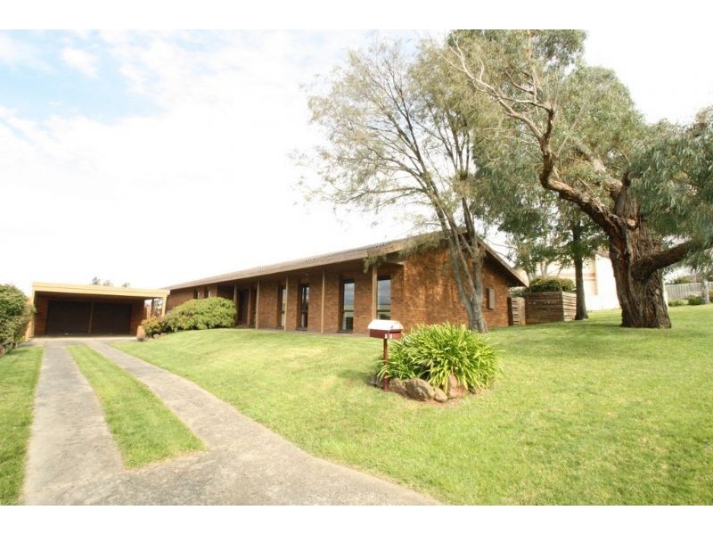 3 Callaway Crescent, Leongatha VIC 3953