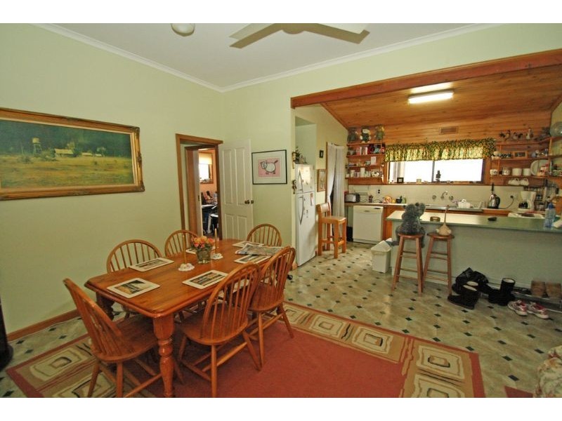 56 Jeffrey Street, Leongatha VIC 3953