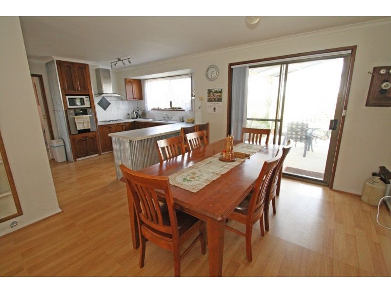 6 Noel Court, Leongatha VIC 3953