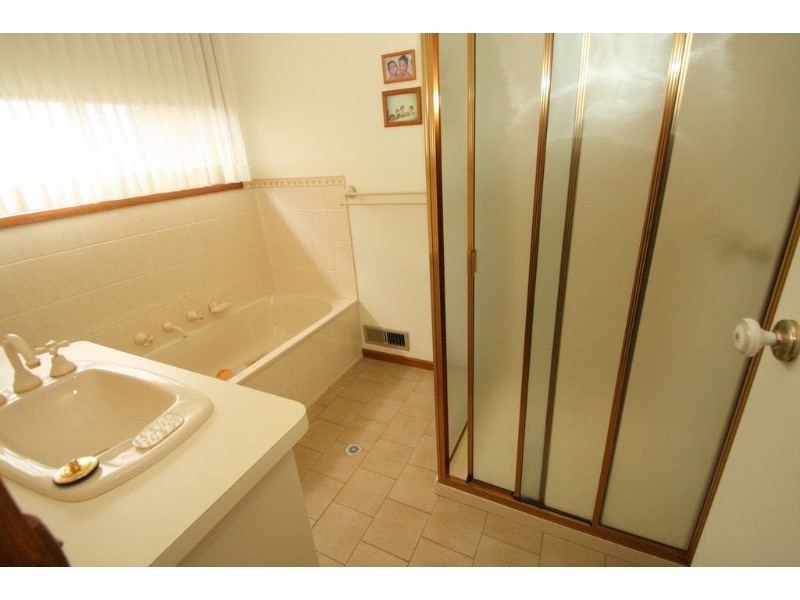 2 Noel Court, Leongatha VIC 3953