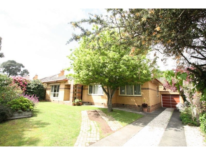 8 Ogilvy Street, Leongatha VIC 3953