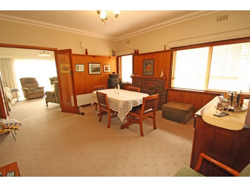 8 Ogilvy Street, Leongatha VIC 3953