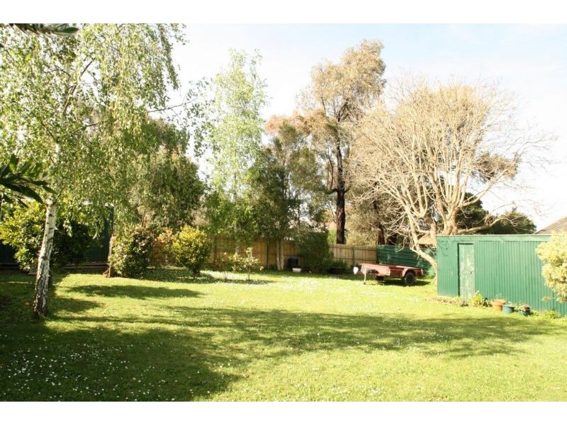 61 Peart Street, Leongatha VIC 3953