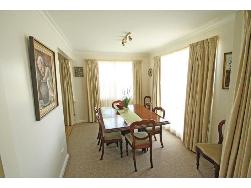 61 Peart Street, Leongatha VIC 3953