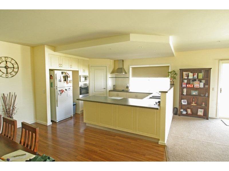 18 Parkside Close, Leongatha VIC 3953