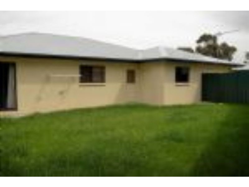 4/7 Miles Lane, Leongatha VIC 3953