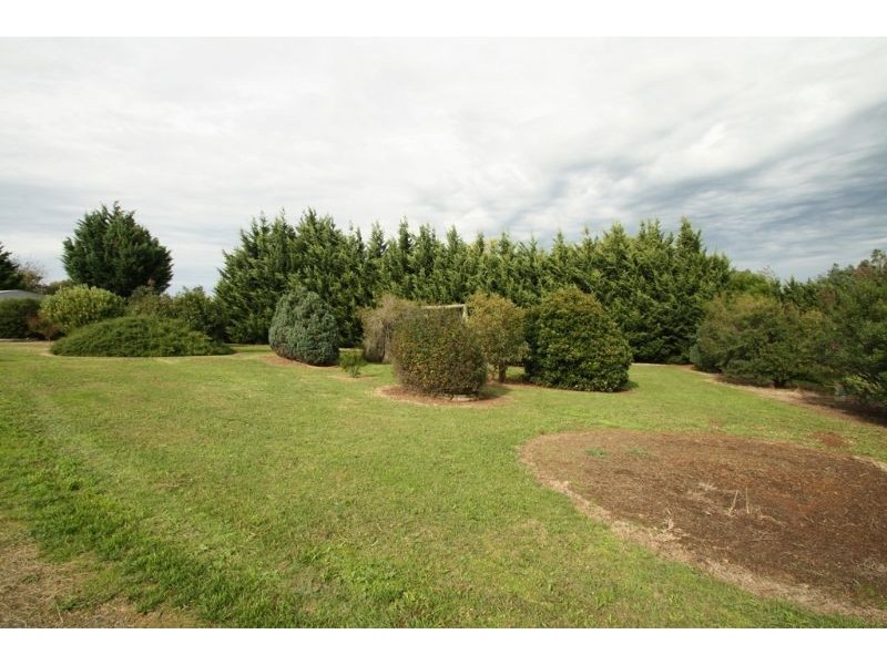 1 Ditchley Courty, Leongatha VIC 3953