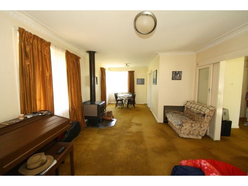 66 Ogilvy Street, Leongatha VIC 3953