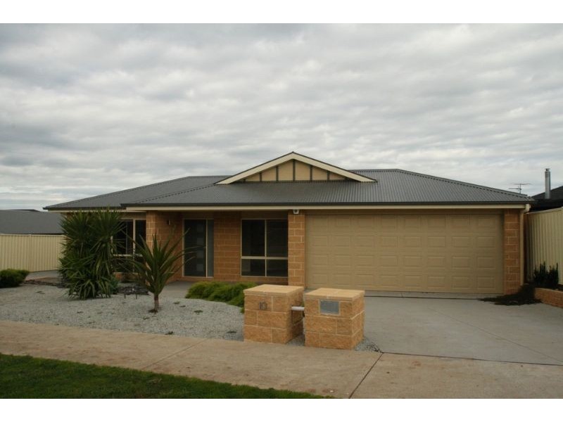10 Eleanor Court, Leongatha VIC 3953