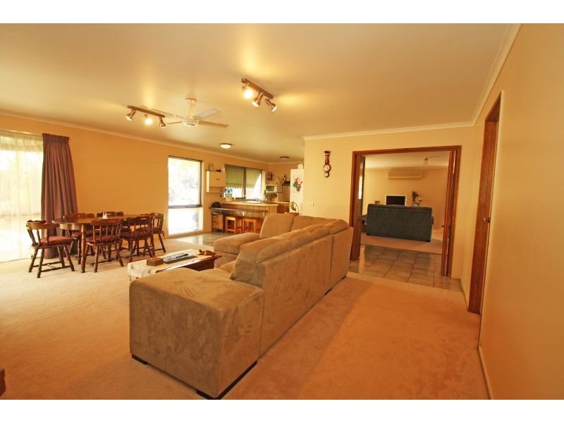 7 Noel Court, Leongatha VIC 3953