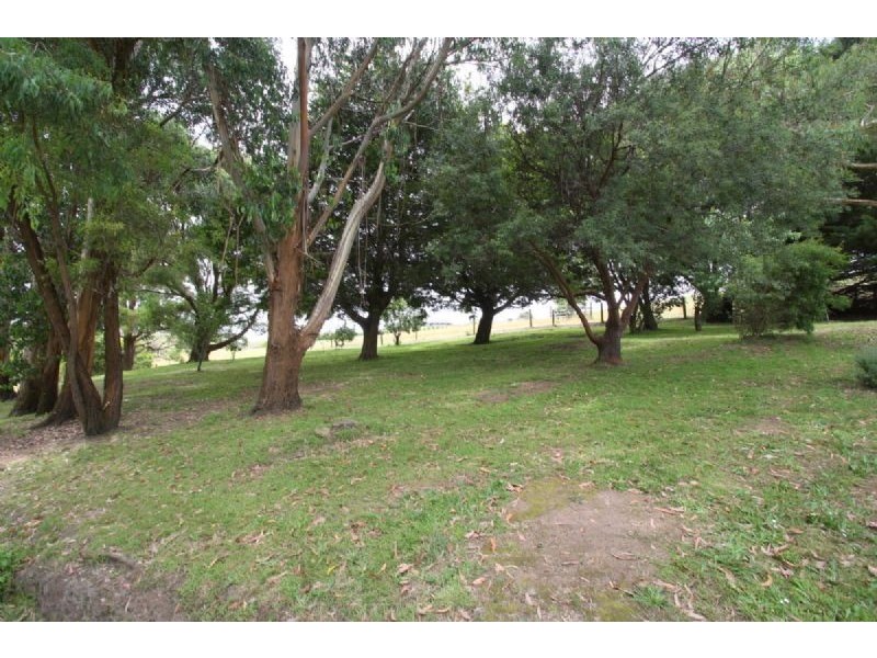 35 Old Canavans Road MOUNT ECCLES, Leongatha VIC 3953