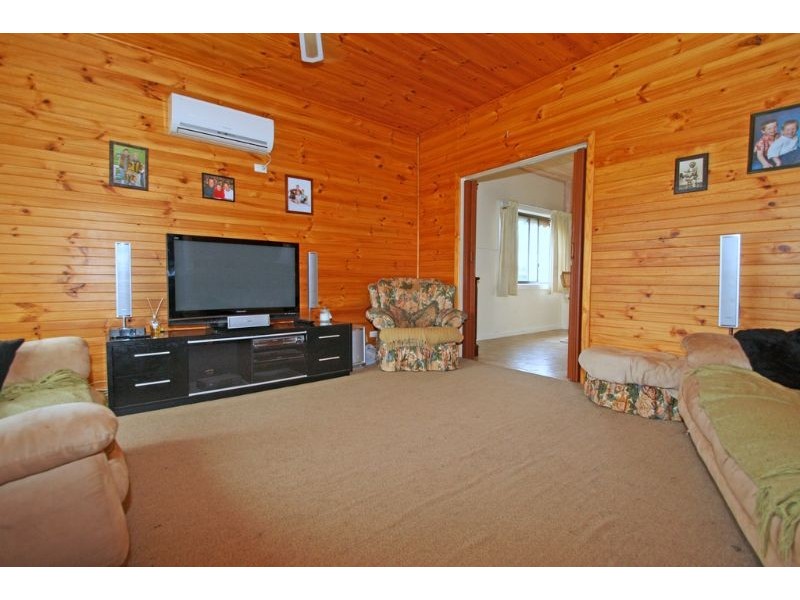 11 Gray Street, Leongatha VIC 3953