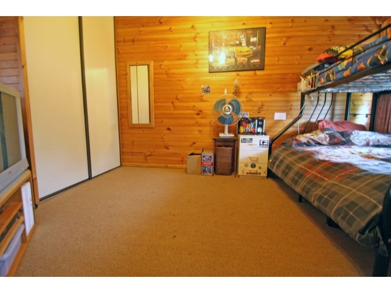 11 Gray Street, Leongatha VIC 3953