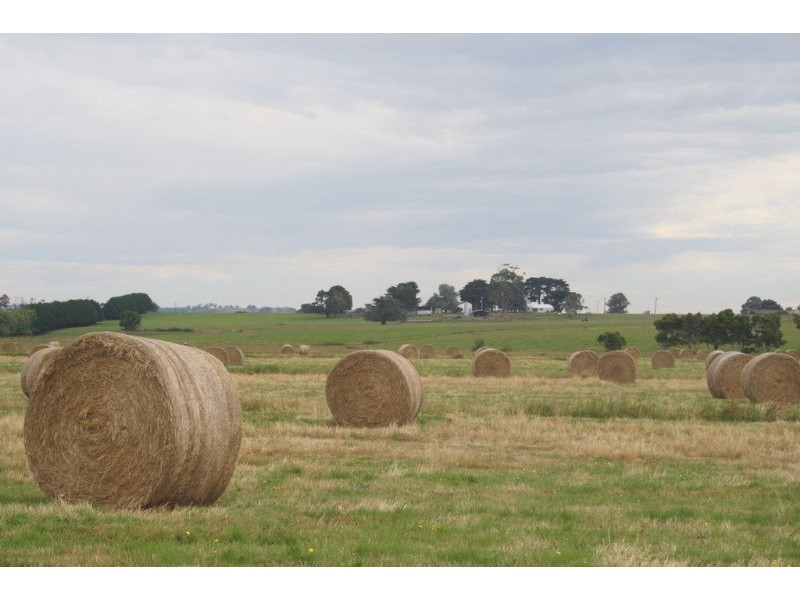 30 Simons Lane, Leongatha VIC 3953