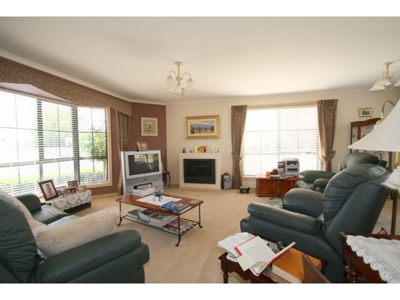 47 Chamberlain Drive, Leongatha VIC 3953