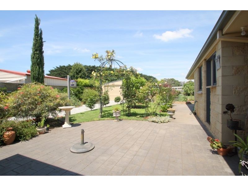 47 Chamberlain Drive, Leongatha VIC 3953