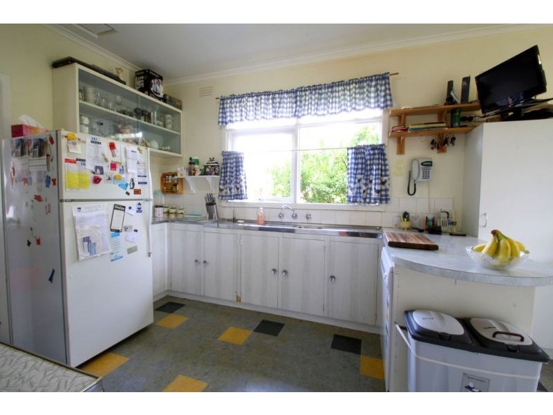 36 Bent Street, Leongatha VIC 3953