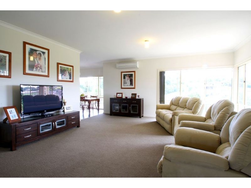 Lot1/3 Cambridge Crt, Leongatha VIC 3953