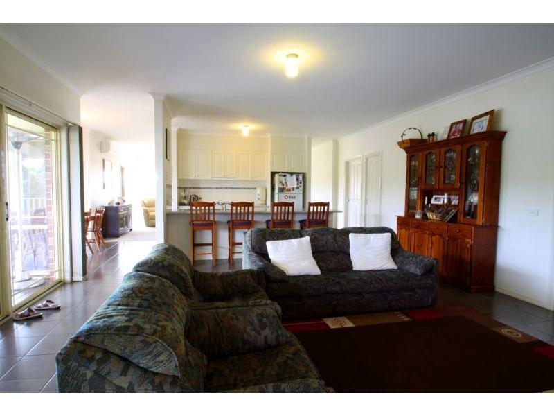 Lot1/3 Cambridge Crt, Leongatha VIC 3953