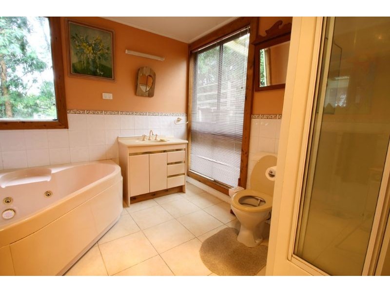 200 Buffalo-Waratah Road, Buffalo VIC 3958