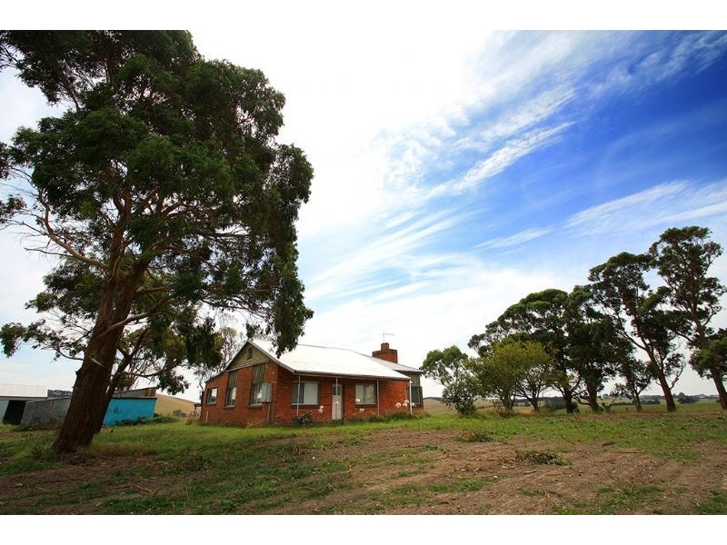 960 Falls Road, Fish Creek VIC 3959