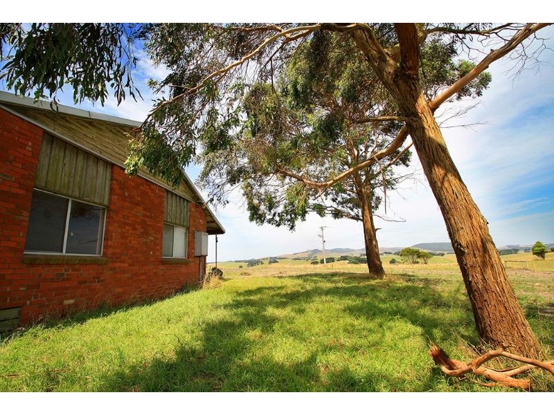 960 Falls Road, Fish Creek VIC 3959