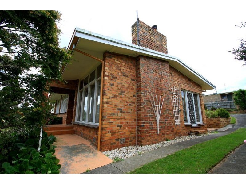 30 Young Street, Leongatha VIC 3953