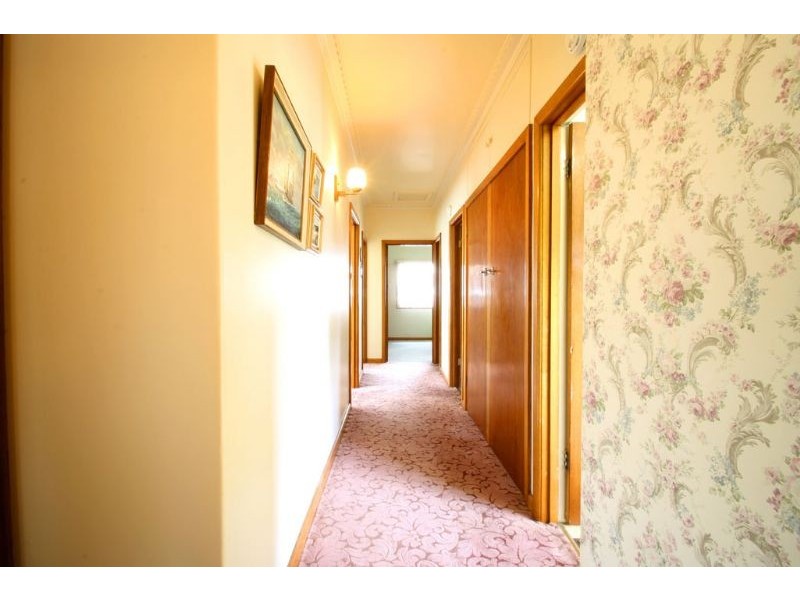 30 Young Street, Leongatha VIC 3953