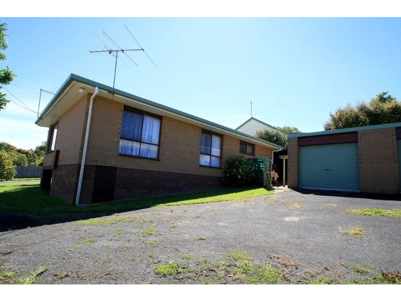 1/14 Meikle Street, Meeniyan VIC 3956
