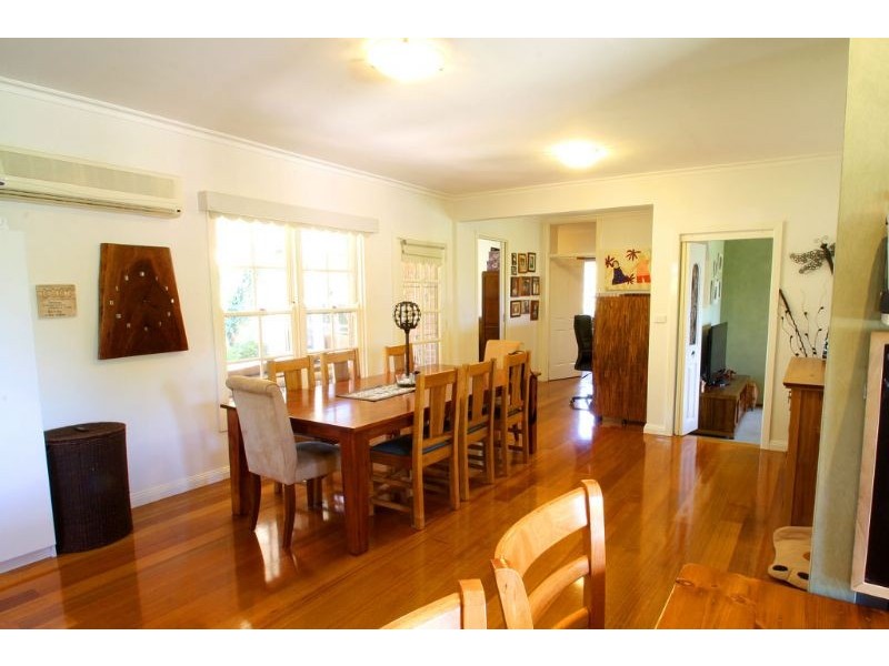 3 Somerset Crt, Leongatha VIC 3953