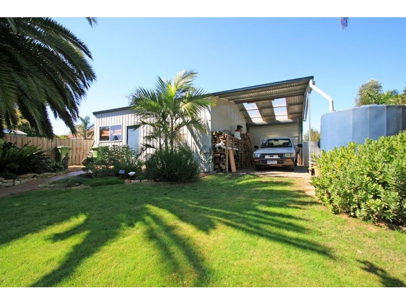 6 A’Beckett Street, Leongatha VIC 3953