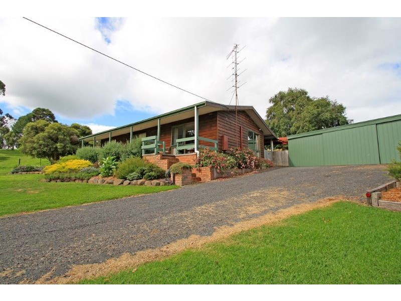 61 McKitterick Street, Meeniyan VIC 3956