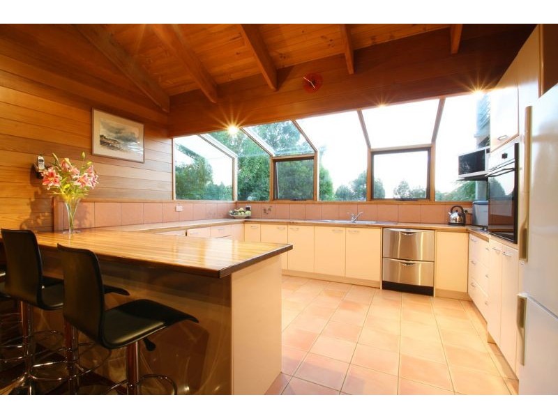 6 Davis Crt, Leongatha VIC 3953