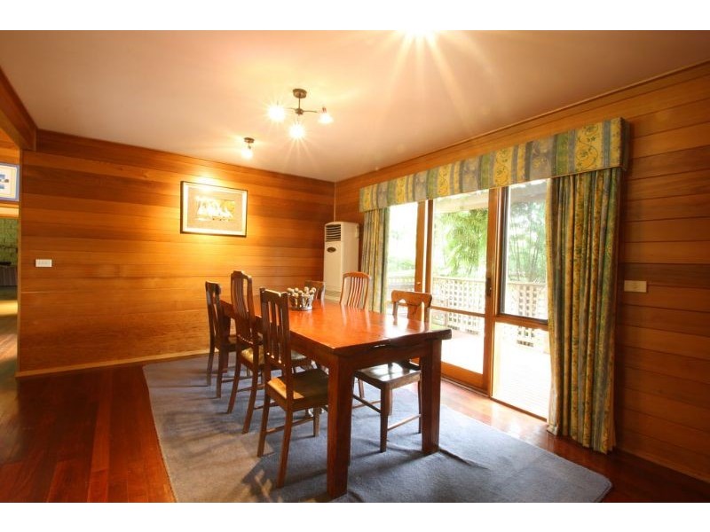 6 Davis Crt, Leongatha VIC 3953