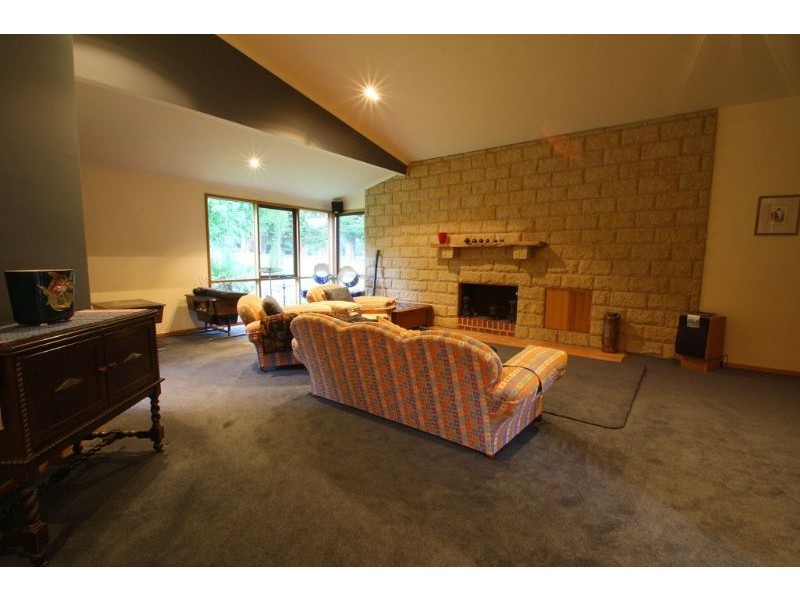 6 Davis Crt, Leongatha VIC 3953