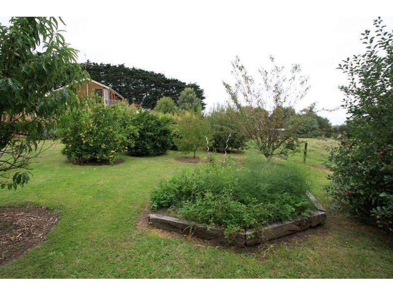 6 Davis Crt, Leongatha VIC 3953