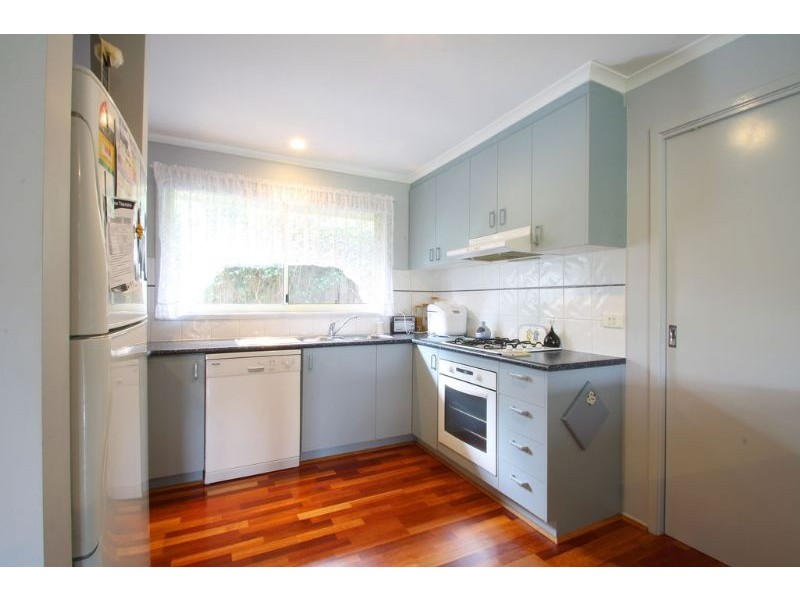 33 Chamberlain Drive, Leongatha VIC 3953