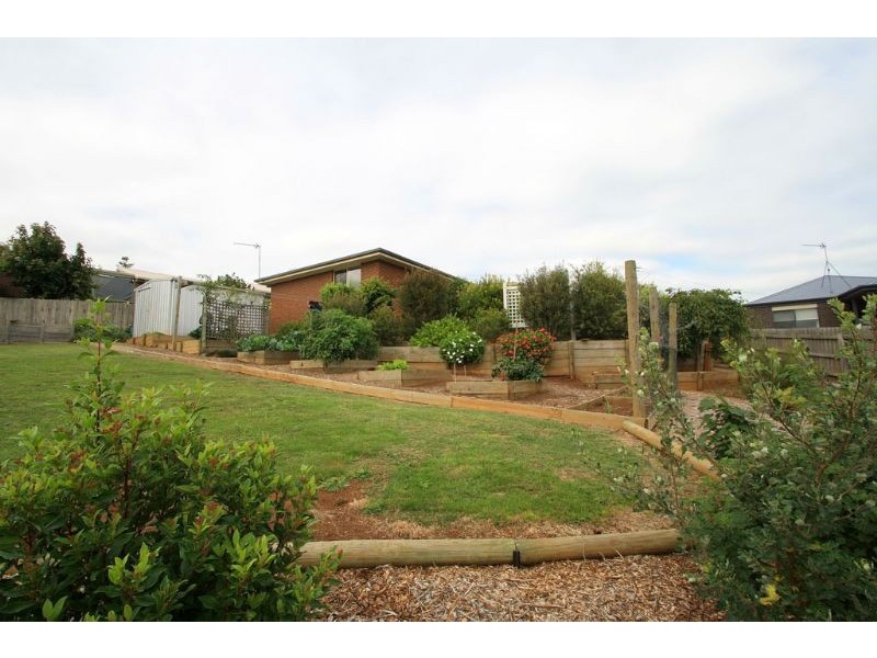33 Chamberlain Drive, Leongatha VIC 3953