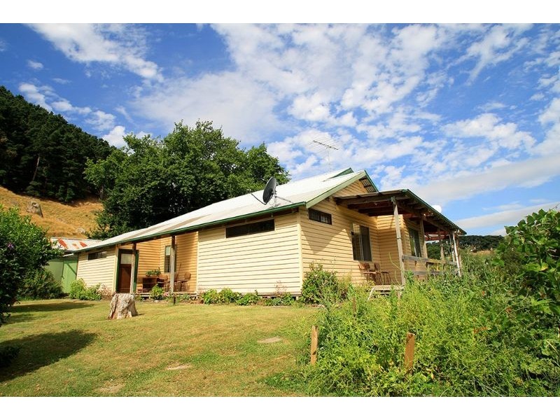 40 Rasmussens Road, Leongatha VIC 3953