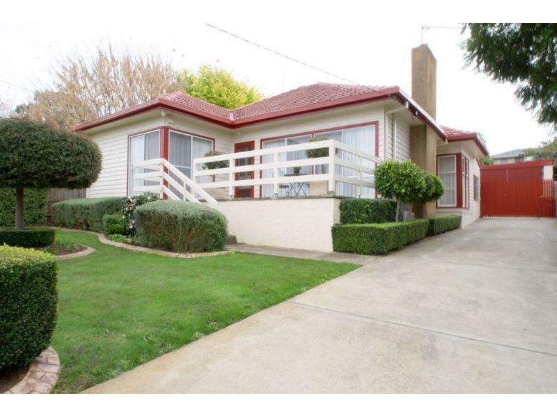 11 Lee Parade, Leongatha VIC 3953