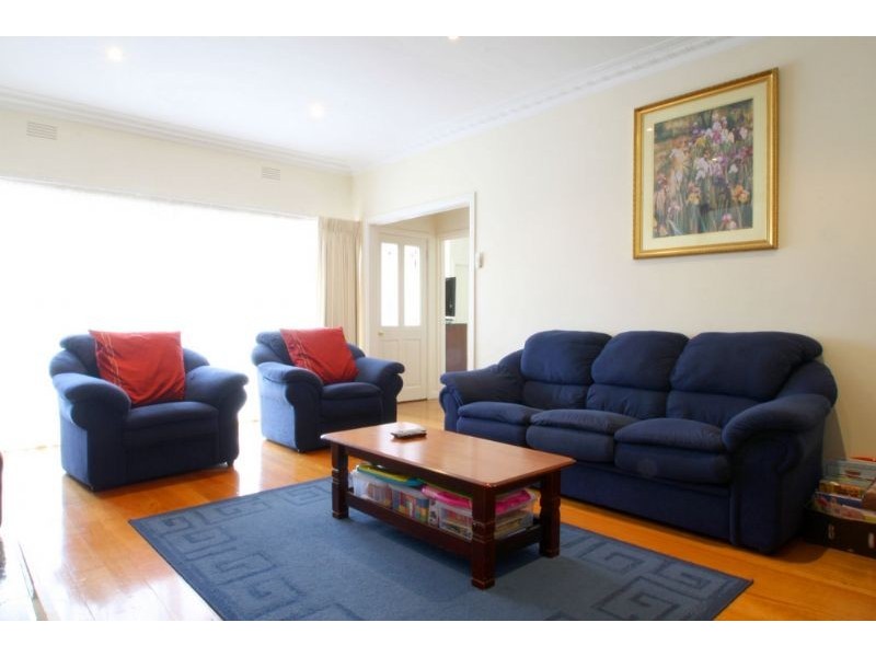 11 Lee Parade, Leongatha VIC 3953
