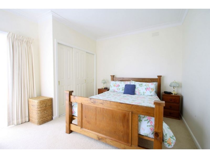 11 Lee Parade, Leongatha VIC 3953