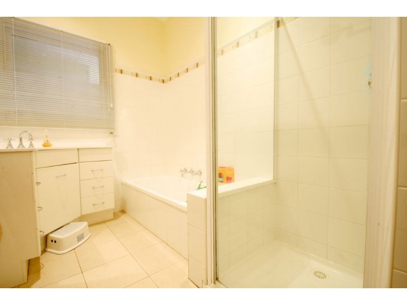 11 Lee Parade, Leongatha VIC 3953